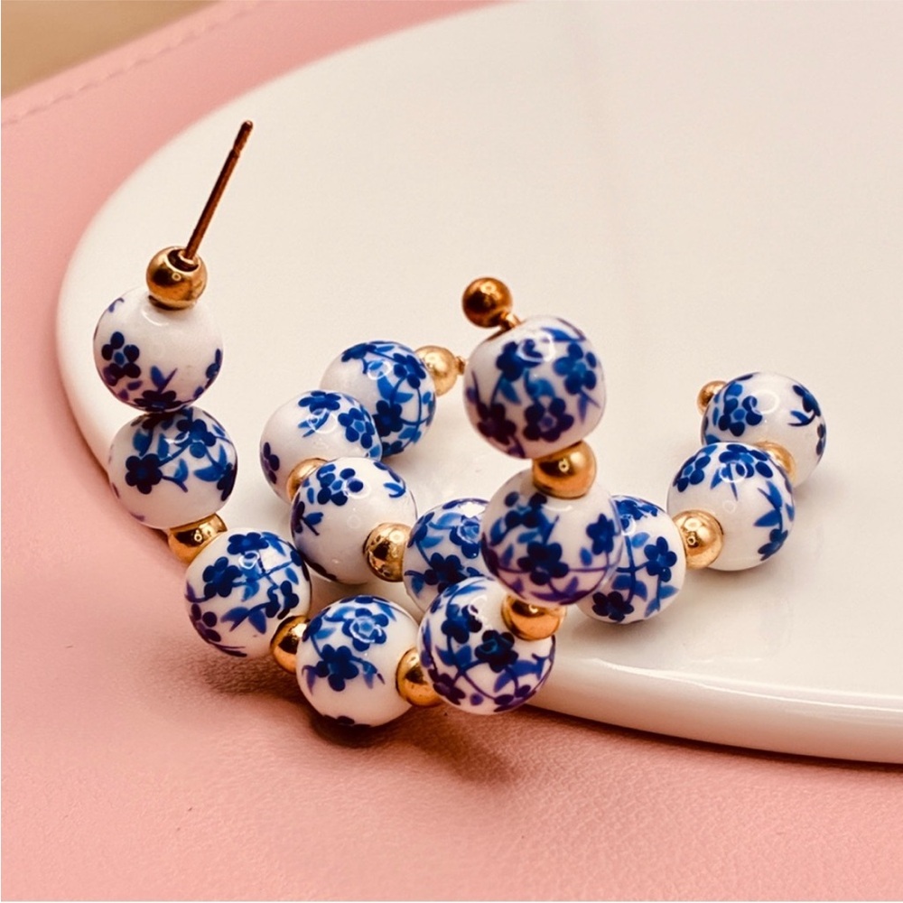 Handcrafted Blue & White Floral
Porcelain Beaded Open Hoop Earrings - Picture 5 of 9